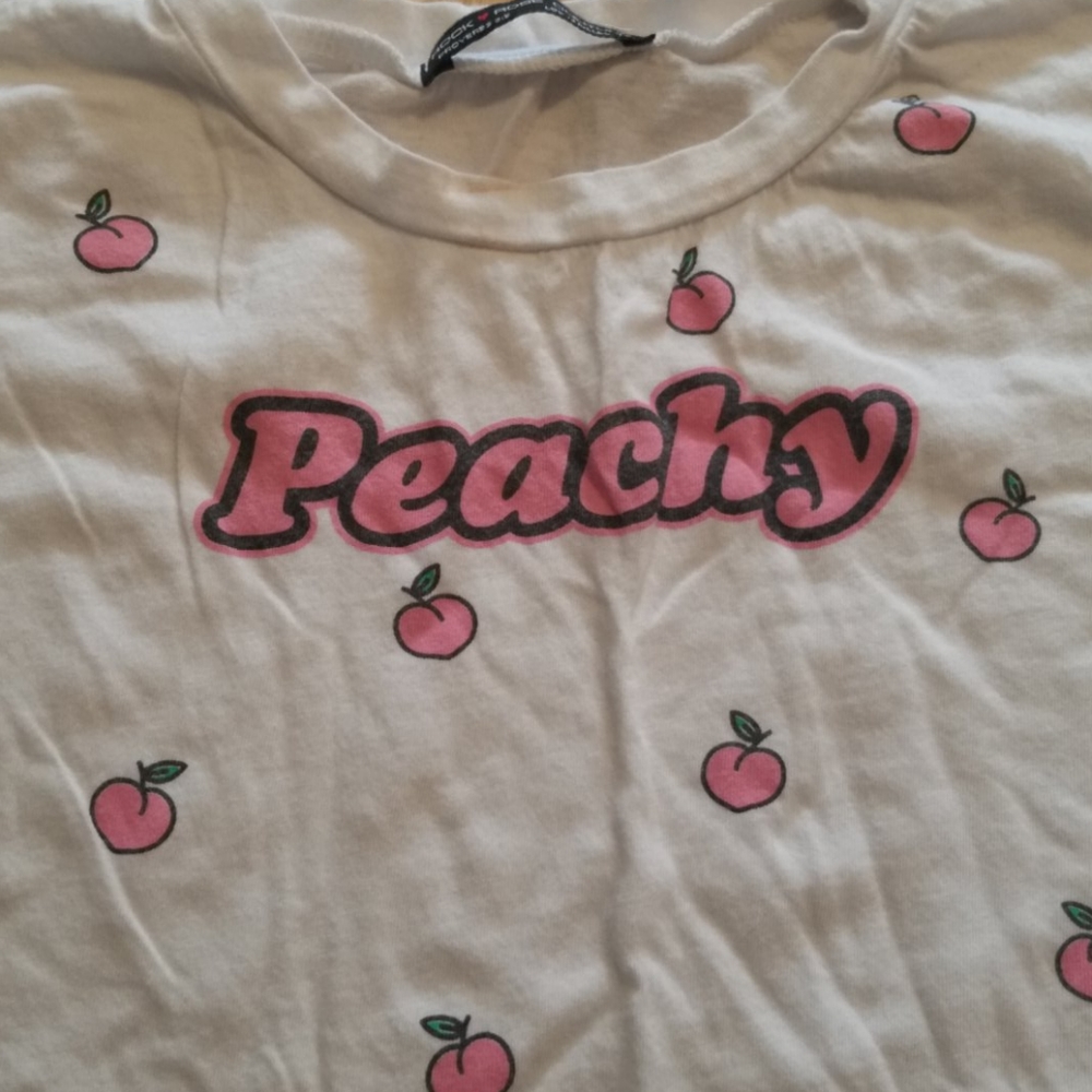 Rock + Rose Couture Peachy Graphic Crop Tee